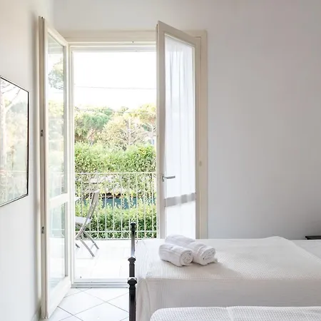 Aparthotel Rta La Pergola Marina di Massa