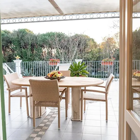 Aparthotel Rta La Pergola Marina di Massa