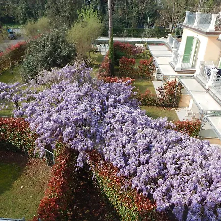 Aparthotel Rta La Pergola Marina di Massa
